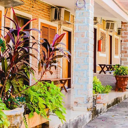 Virginia Palace Hotel كورومبا المظهر الخارجي الصورة